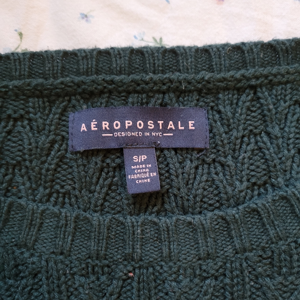 Aeropostale Women's Dark Green Cable Crewneck Sweater - Picture 2 of 3